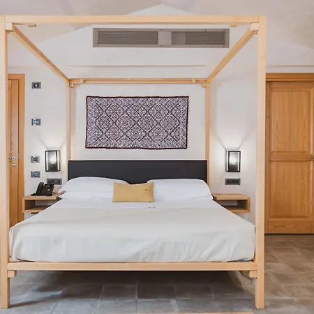 Hotel Tramas & Olbia